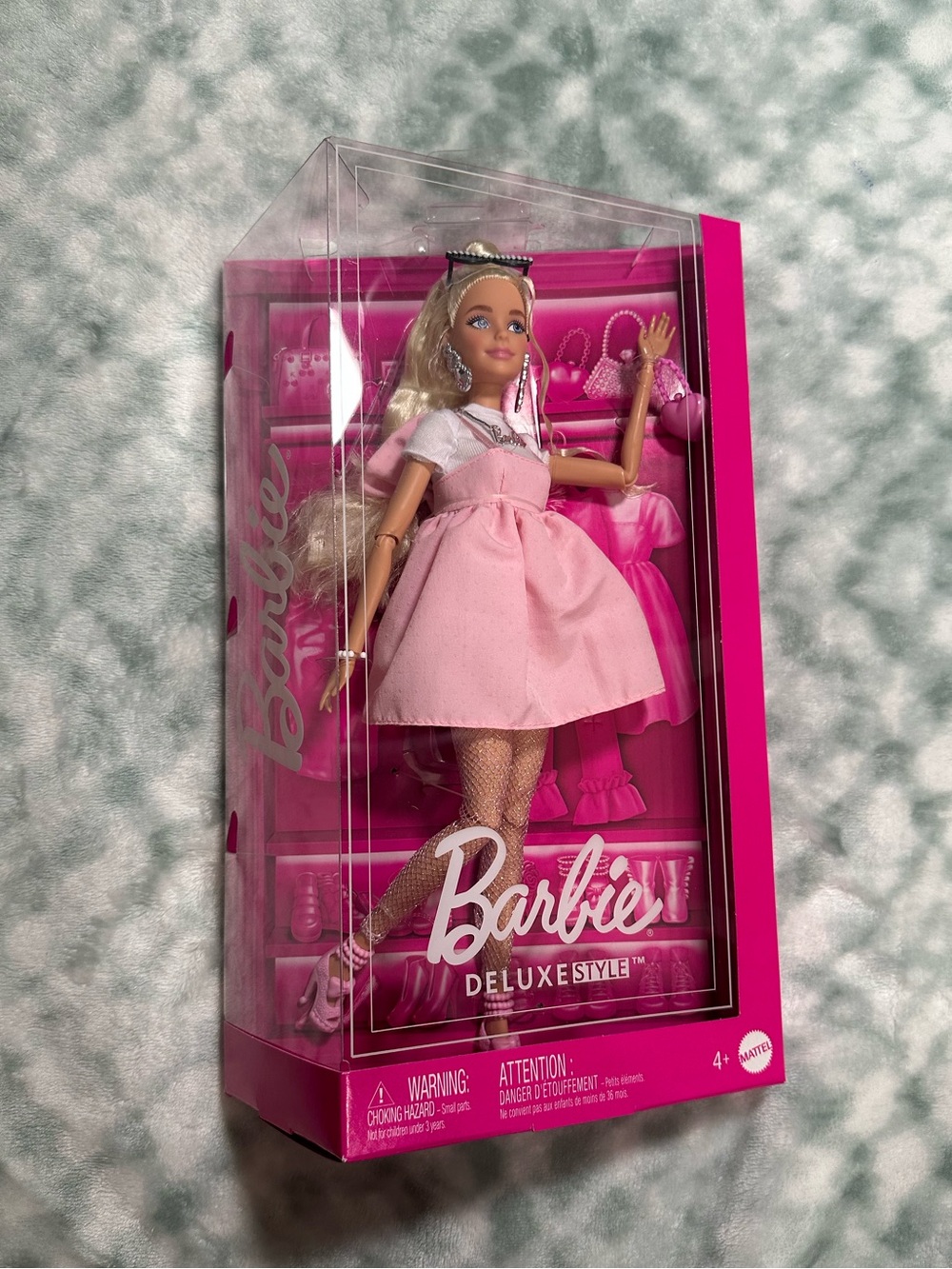 Barbie Pink and White Deluxe Style Fashion Doll - Barbie